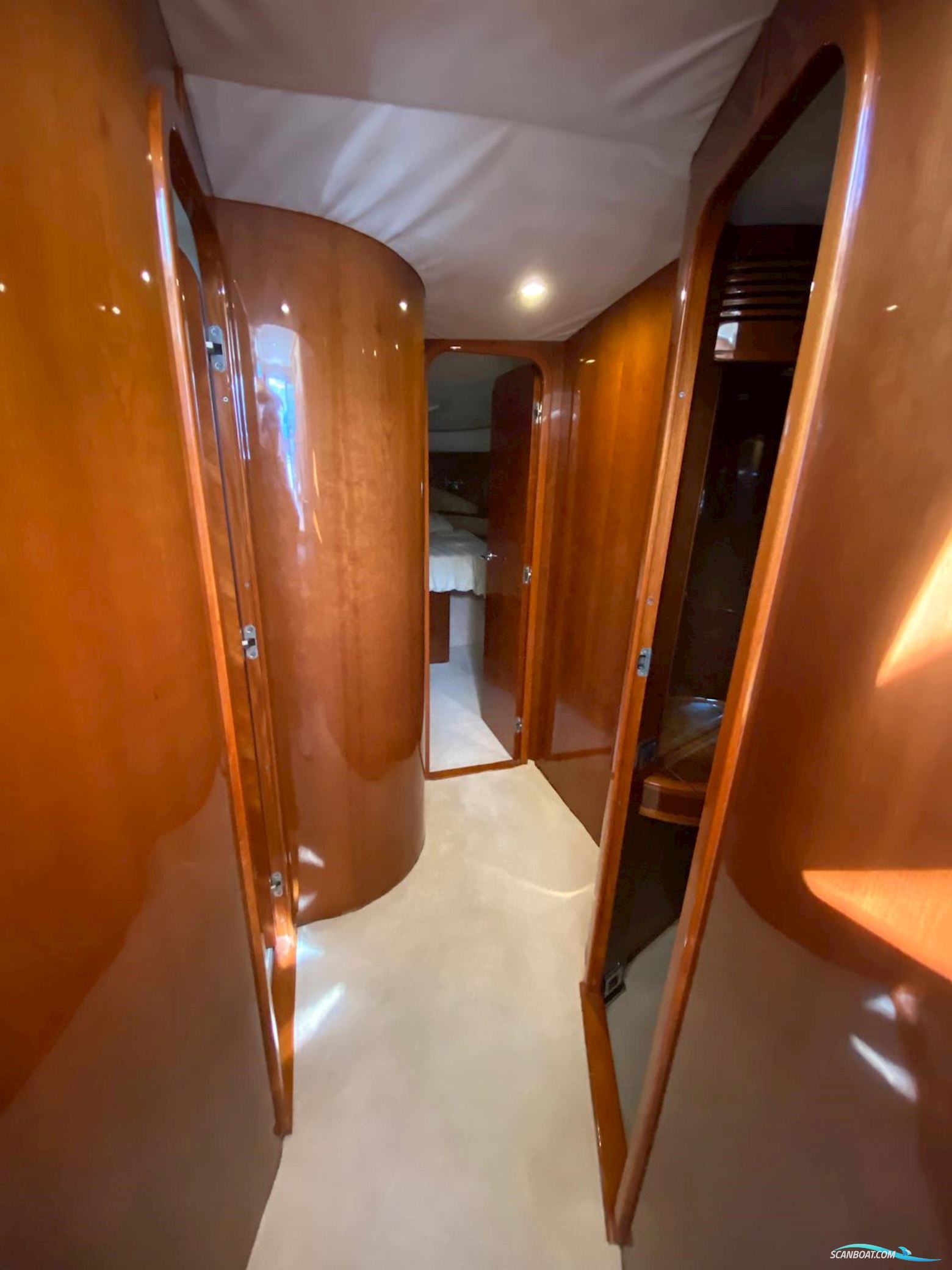 Princess 61