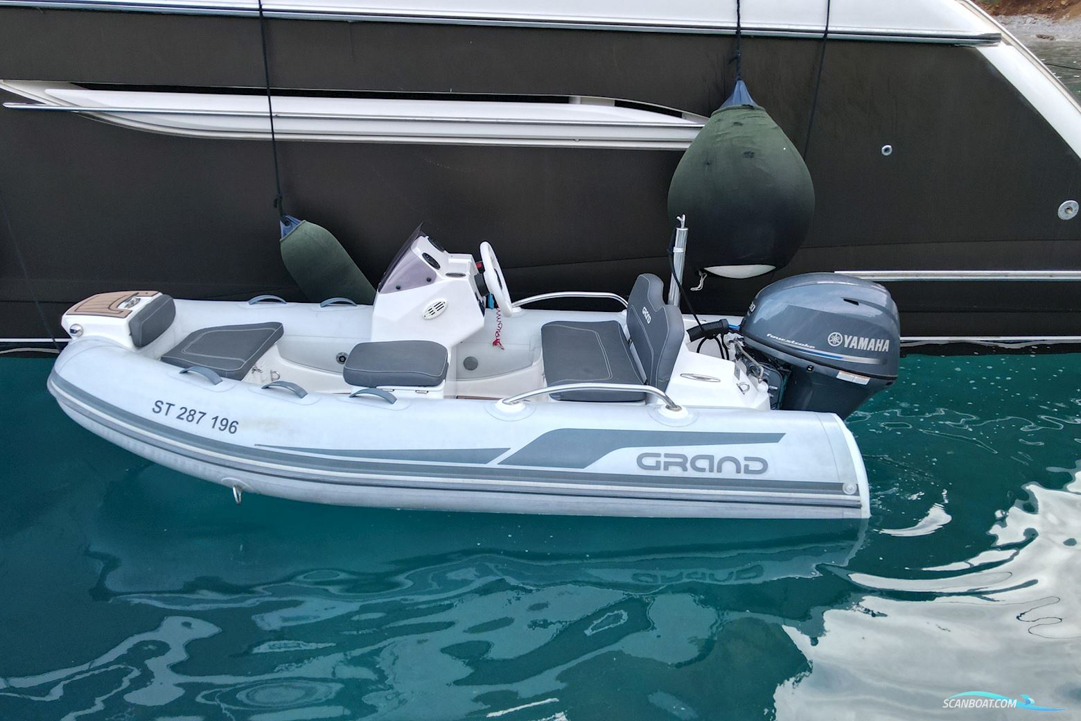 PRINCESS 62 Flybridge Motor Yacht