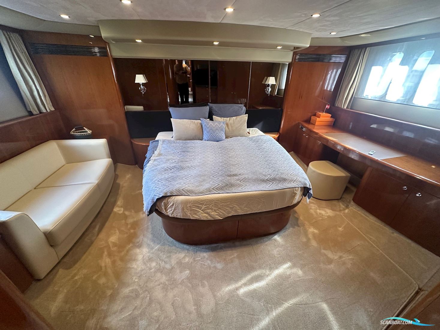 Princess 67 Flybridge