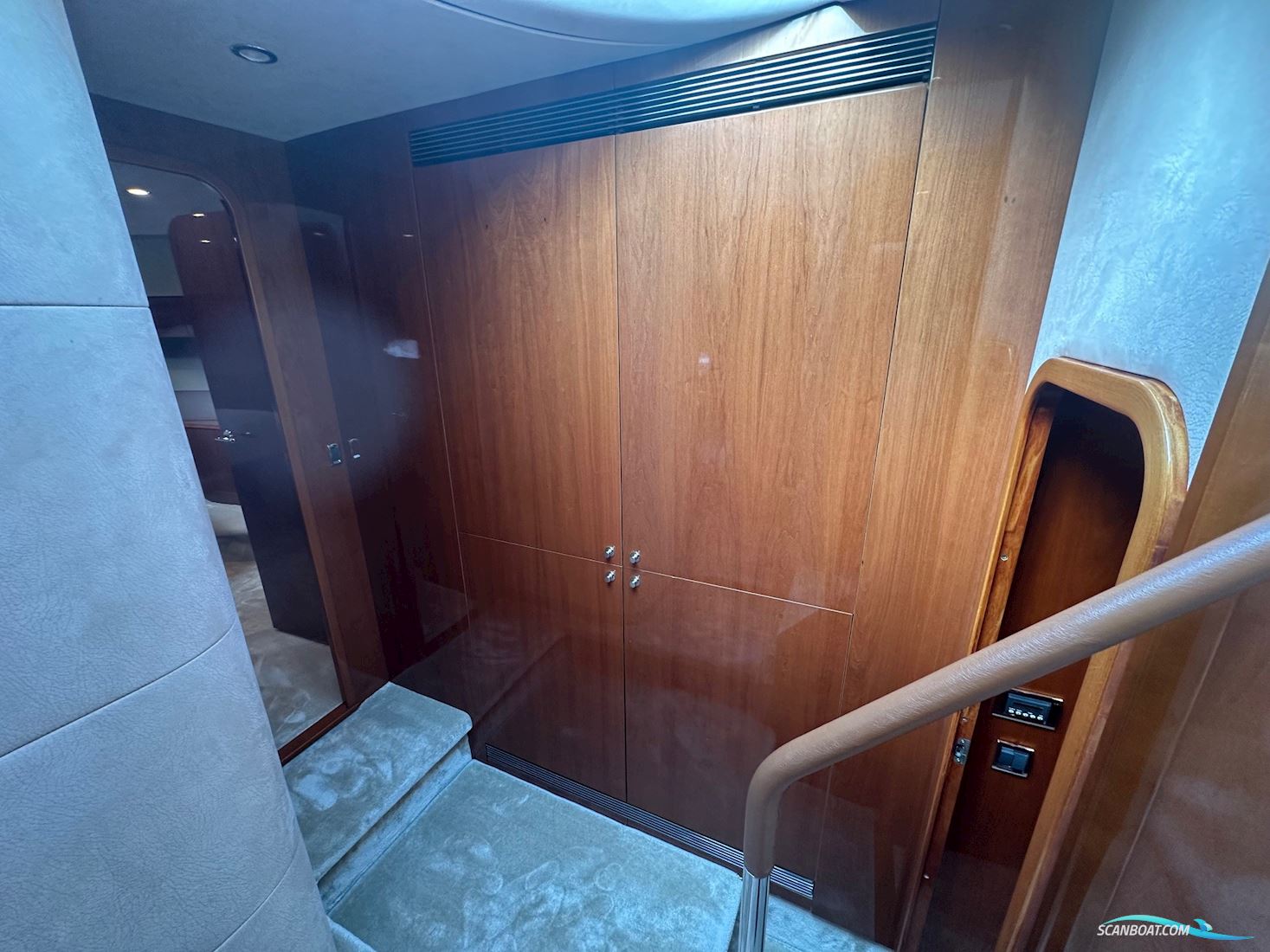 Princess 67 Flybridge