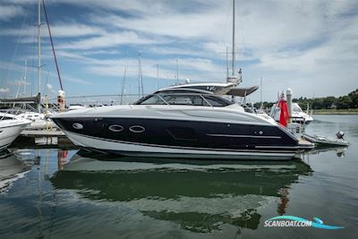 Princess V39 Motorboat 2013, with 2 x Volvo D6-330 engine, United Kingdom