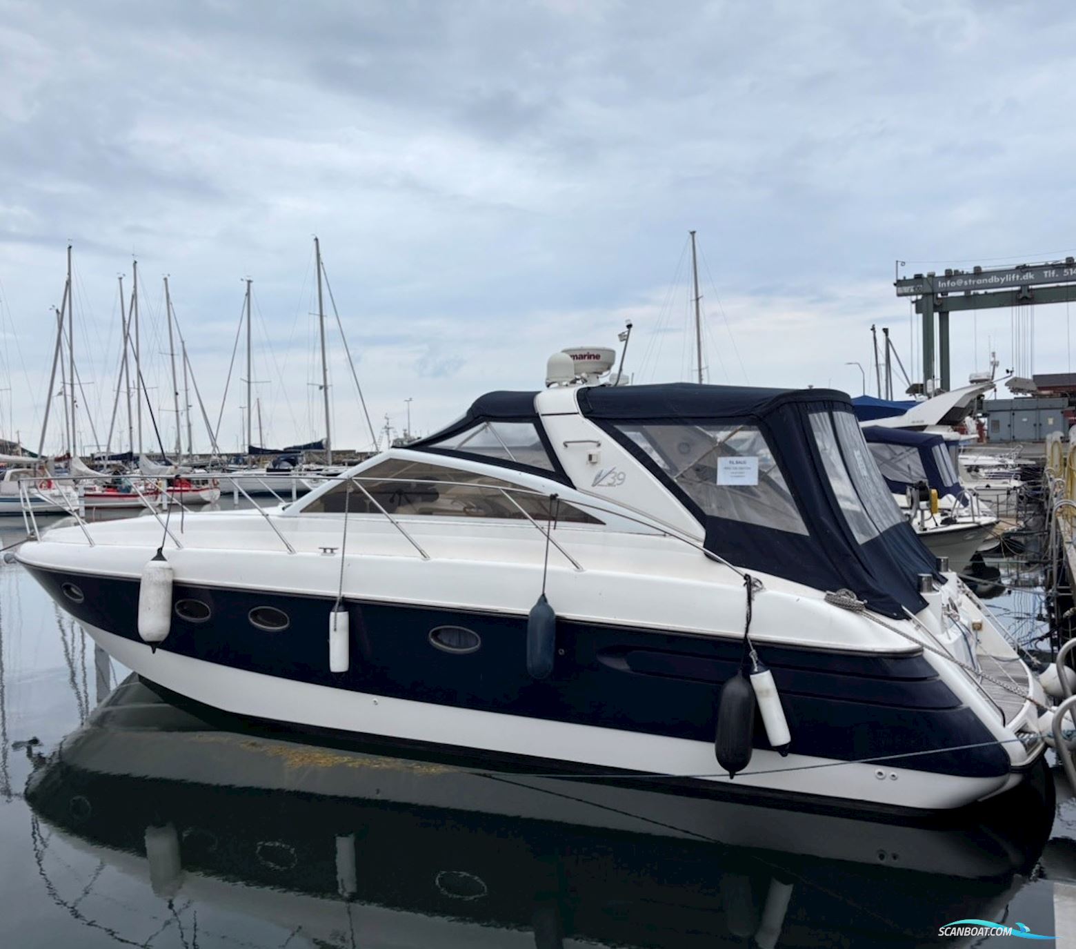 Princess V39 Motorboat 1996, with 2 x Volvo Penta KAD 42
 engine, Denmark