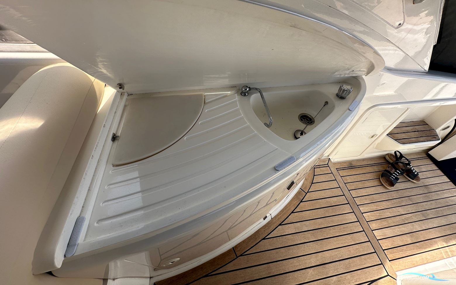 Princess V40 - SOLGT