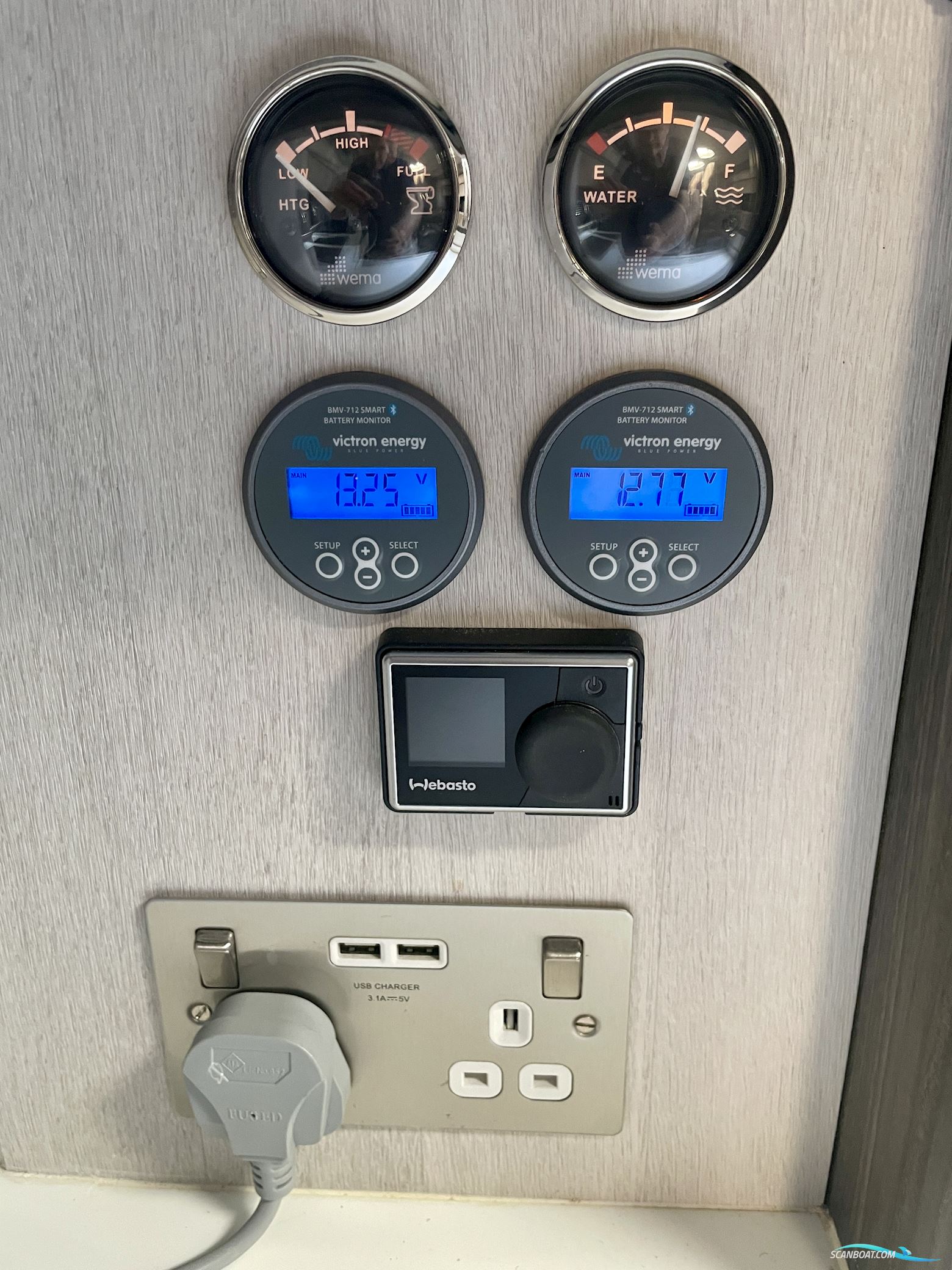 PRINCESS V40