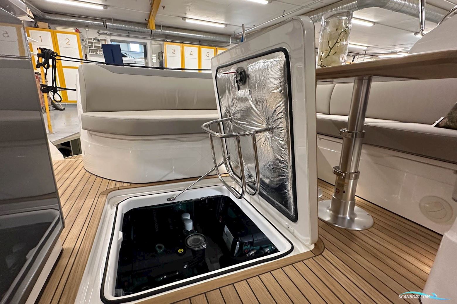 PRINCESS V40