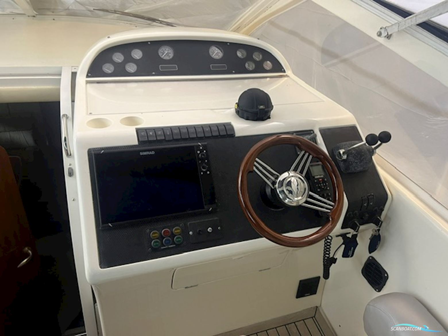 PRINCESS V40