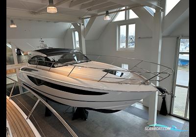 Princess V40 Sunbed Motorboat 2024, Denmark
