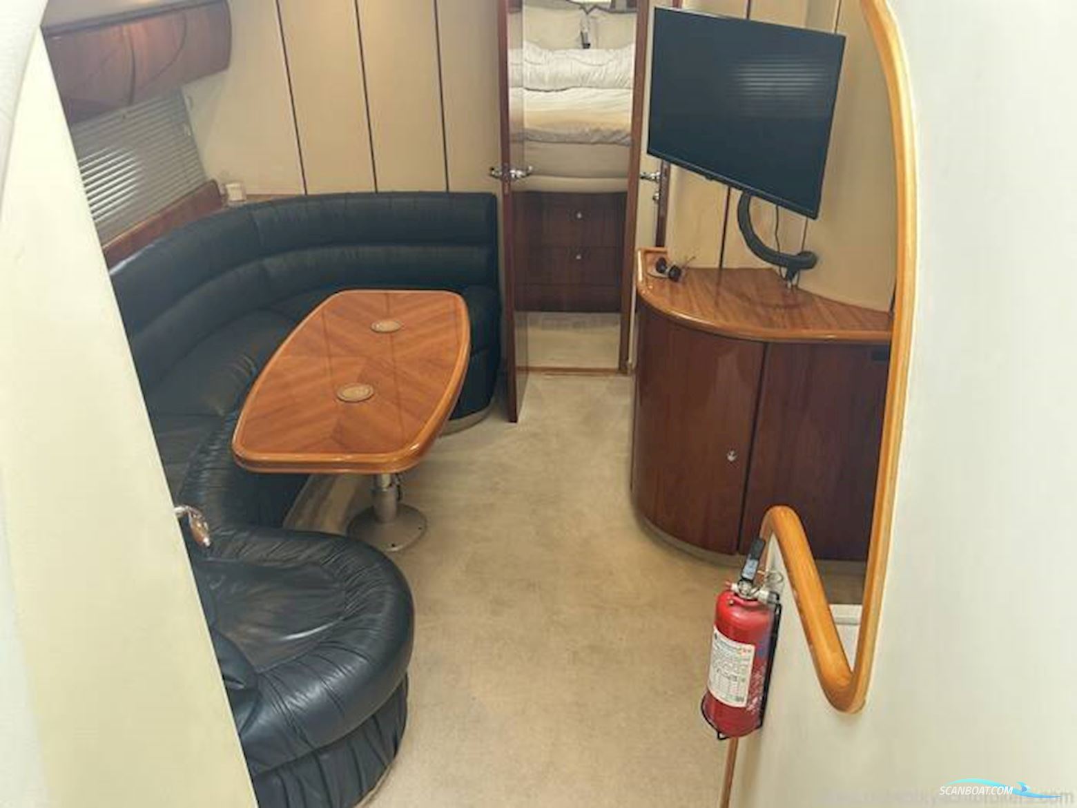 Princess V42
