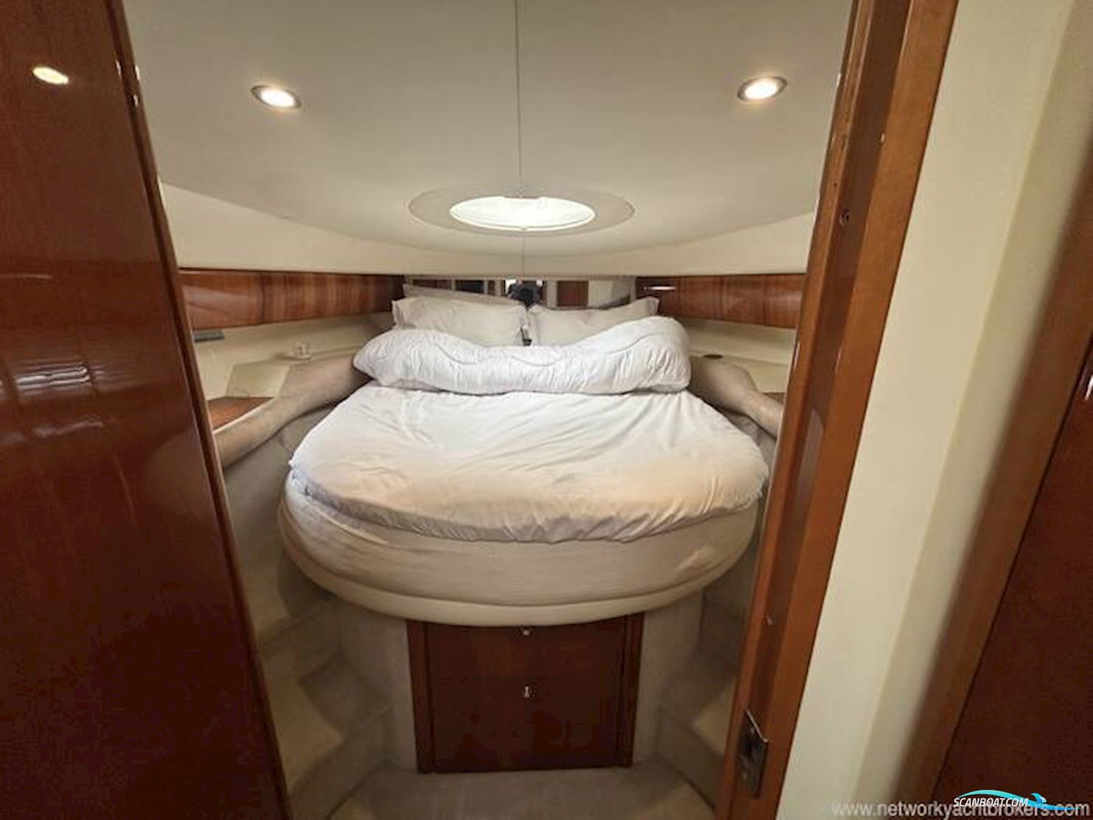Princess V42