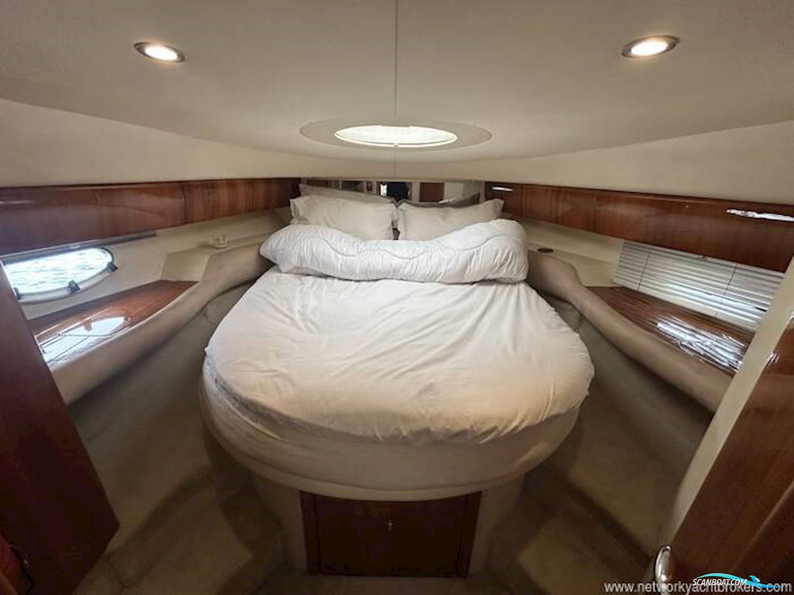 Princess V42