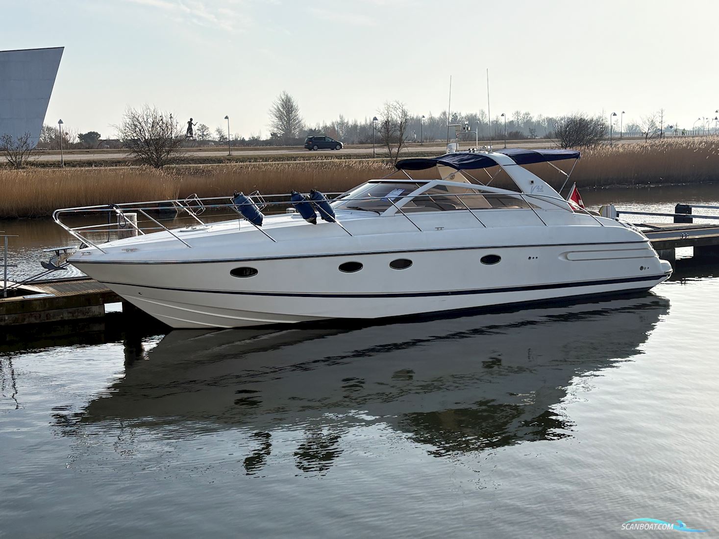 Princess V42