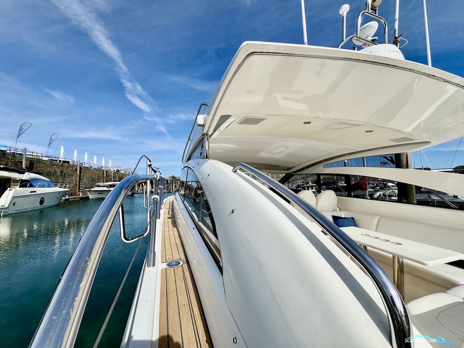 Princess V42