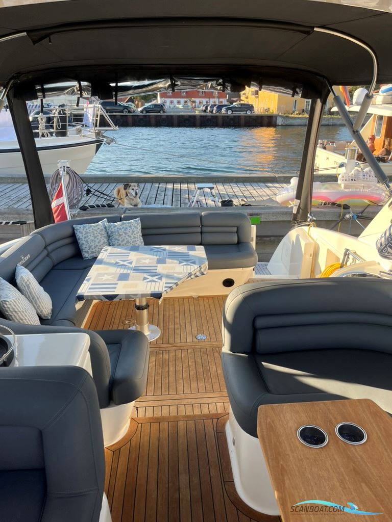 Princess V42