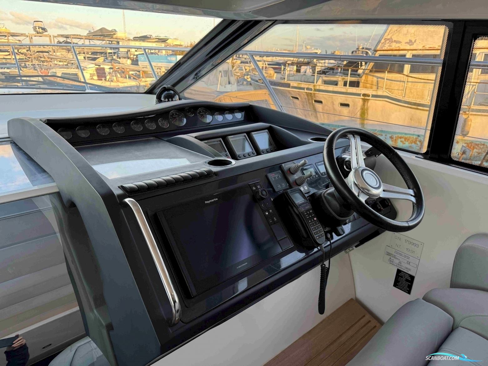Princess V42