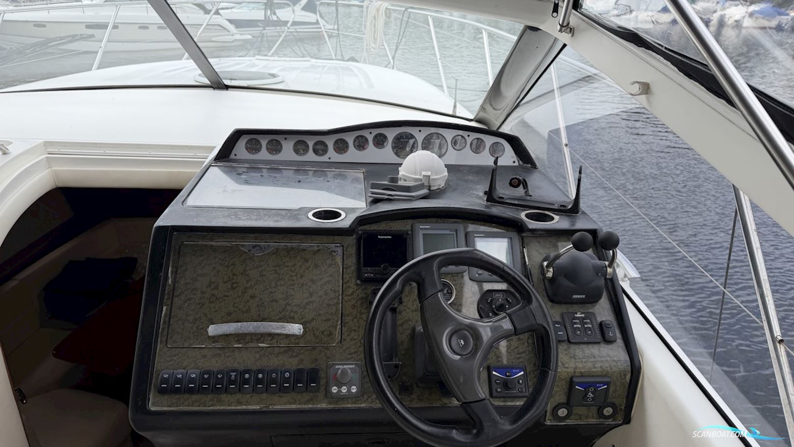 Princess V42