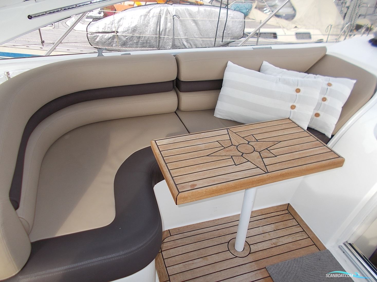 Princess V42