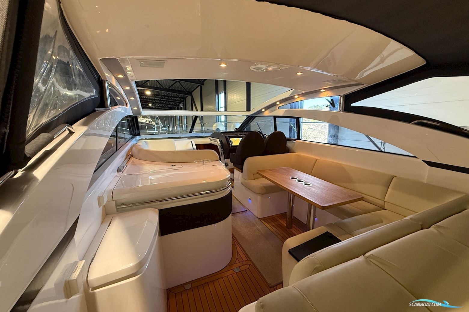 PRINCESS V42