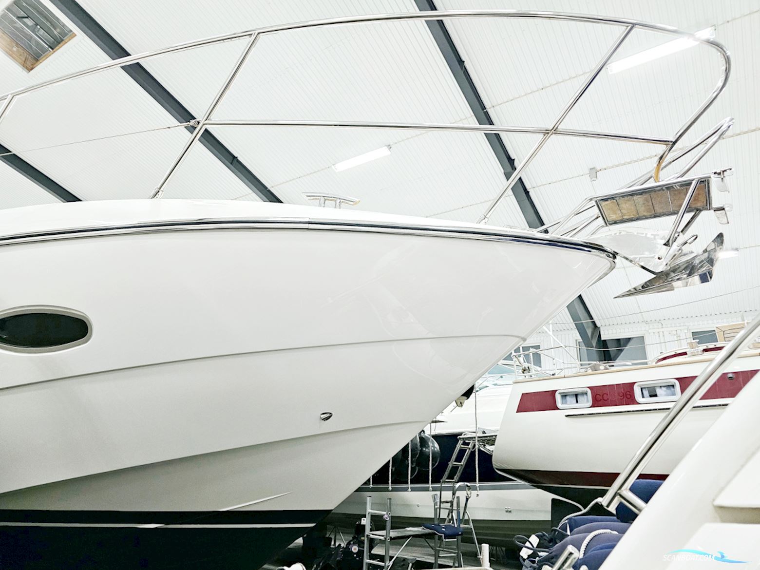 Princess V42 Volvo Penta D6-370 Joystick control