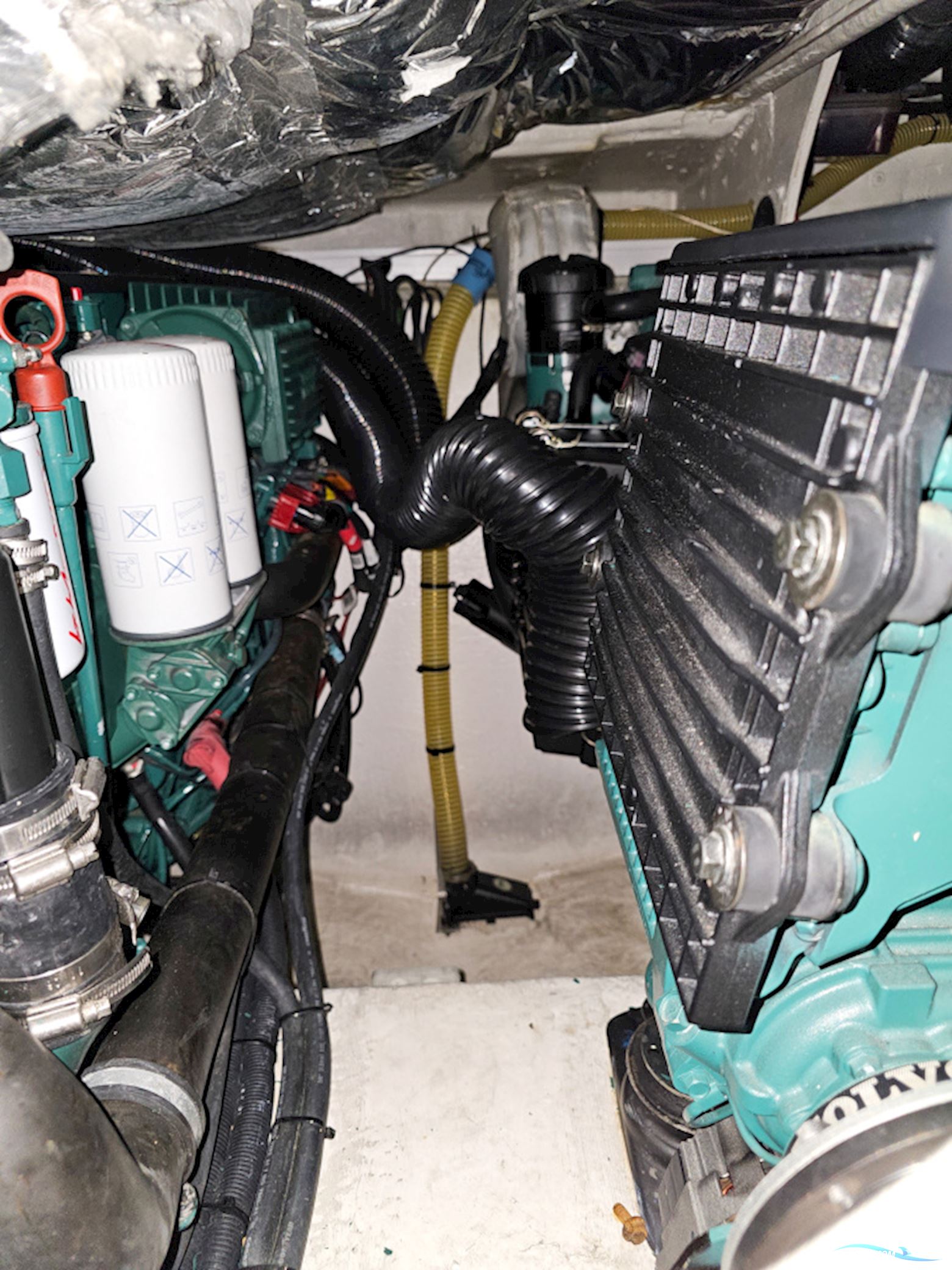 Princess V42 Volvo Penta D6-370 Joystick control