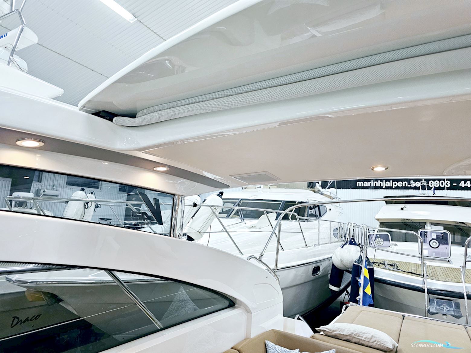 Princess V42 Volvo Penta D6-370 Joystick Control