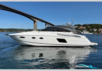 Princess V48 Open Motorboat 2017, Sweden