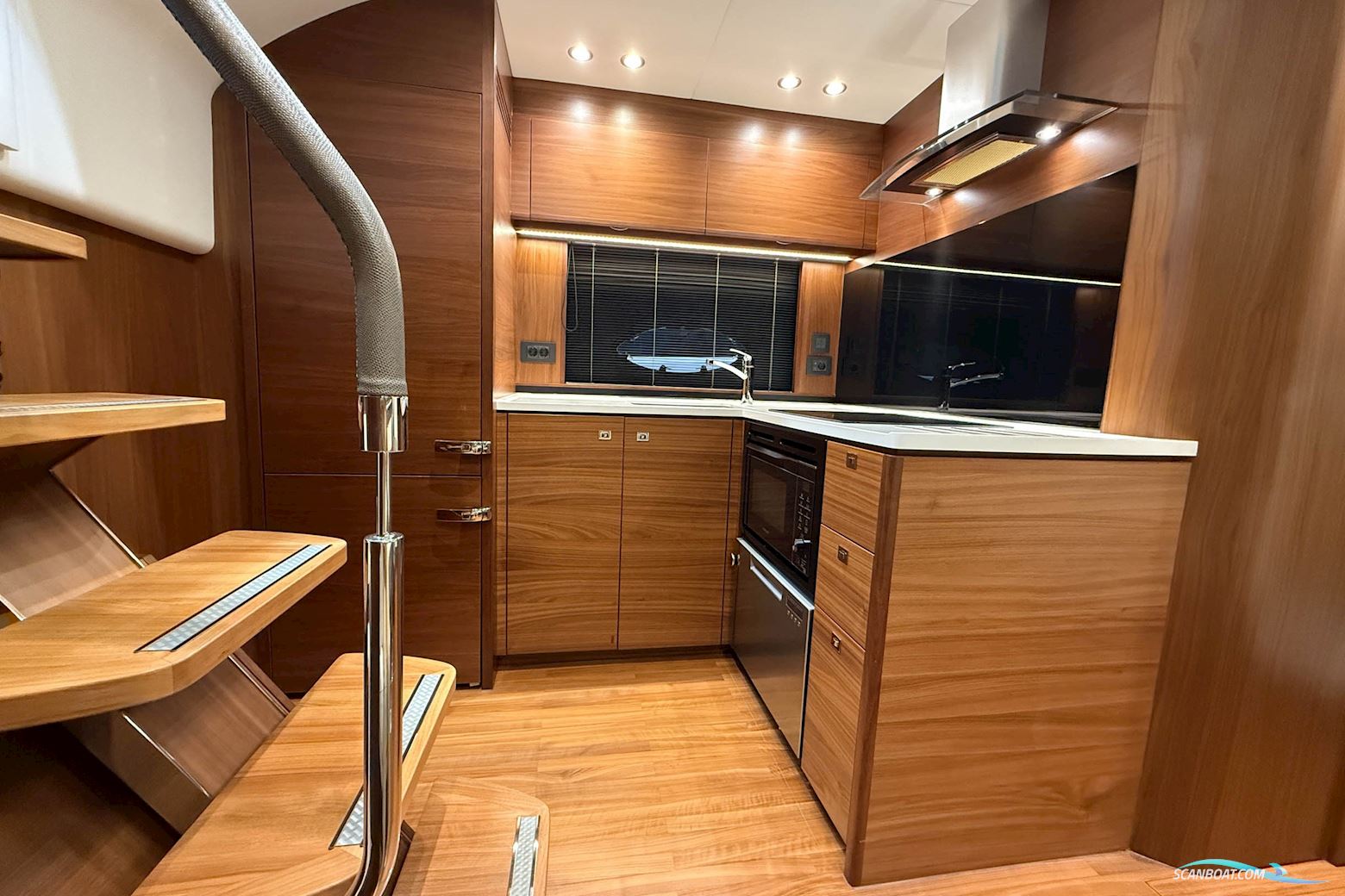 Princess V48 Open