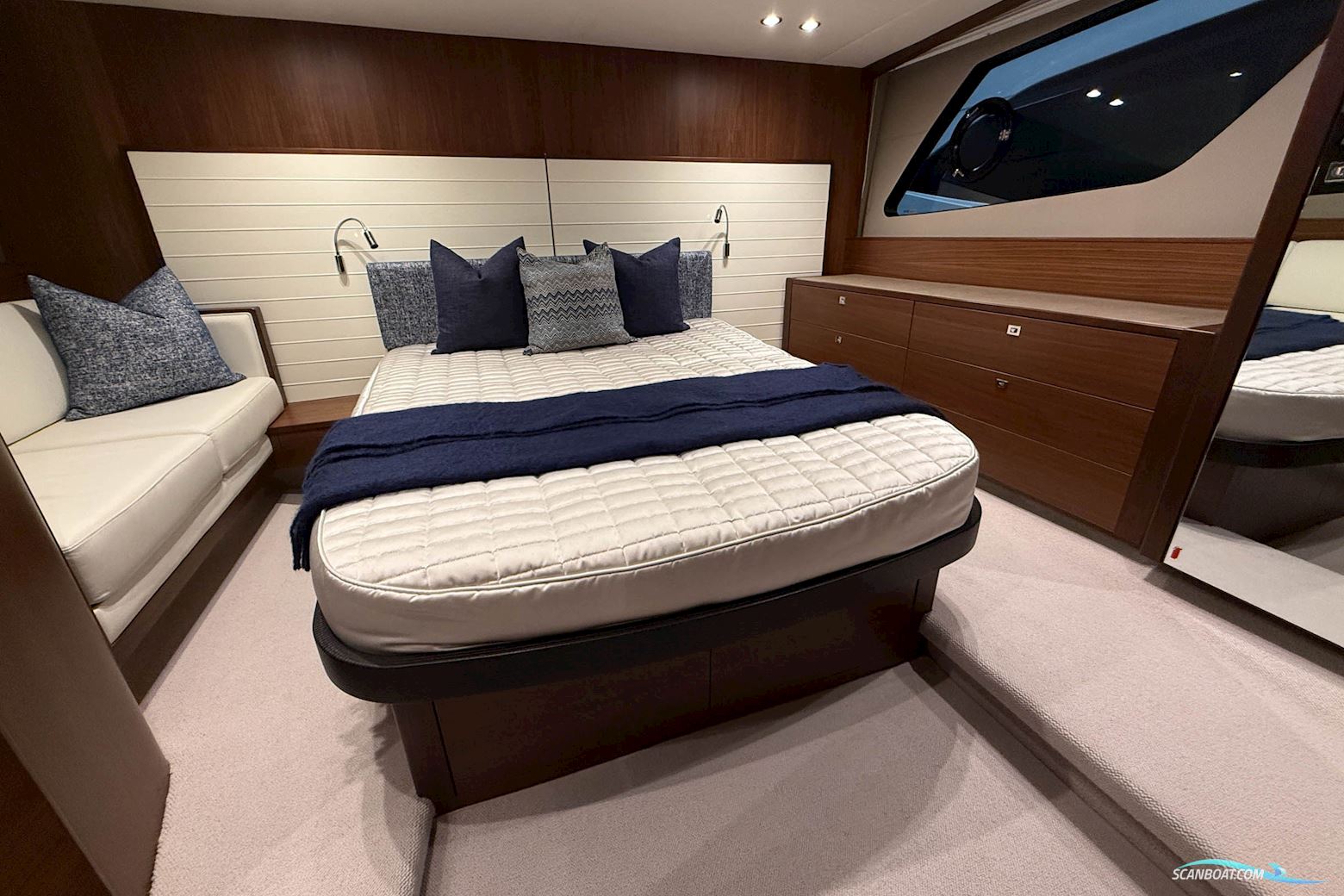 Princess V48 Open