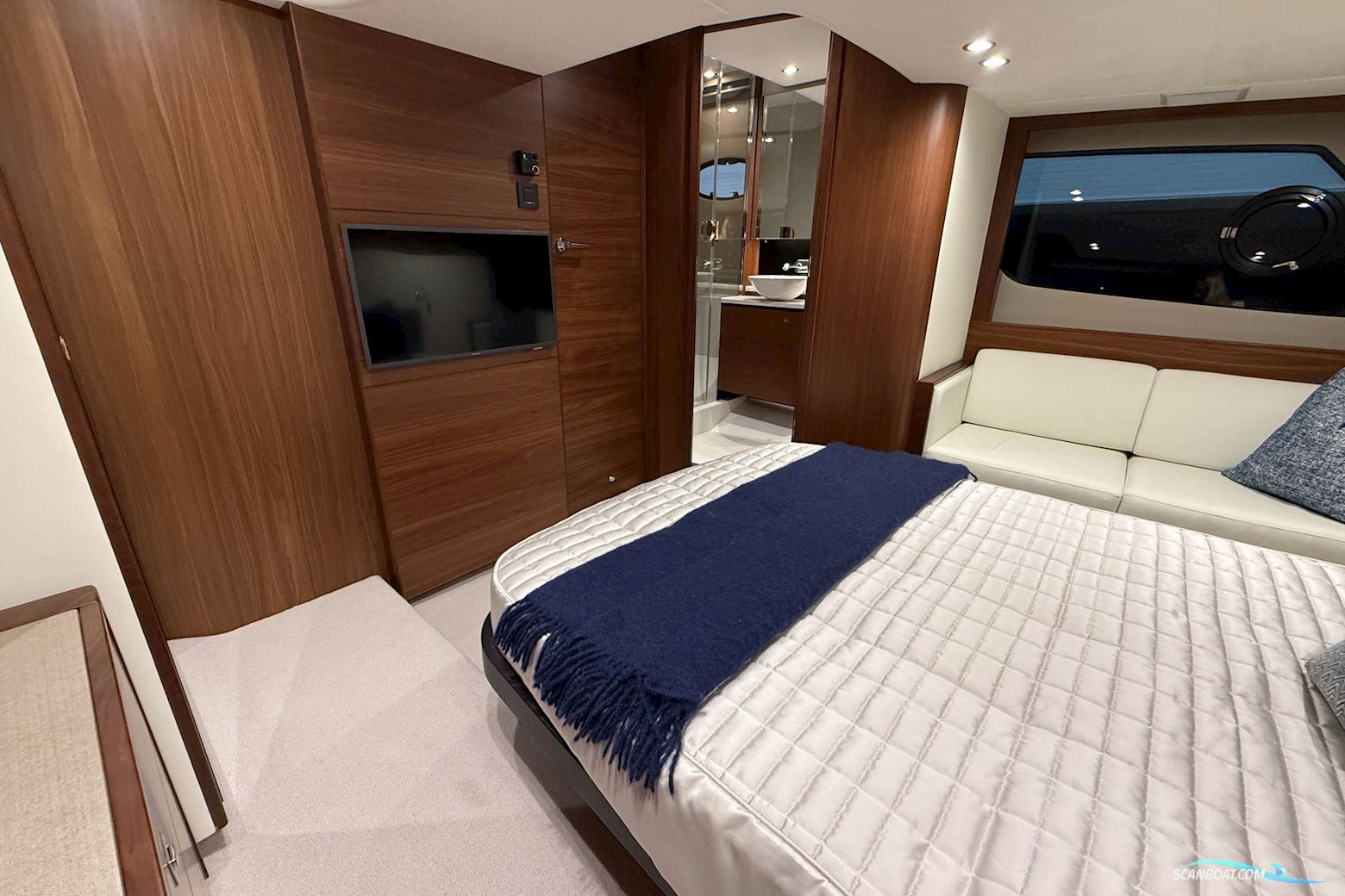 Princess V48 Open