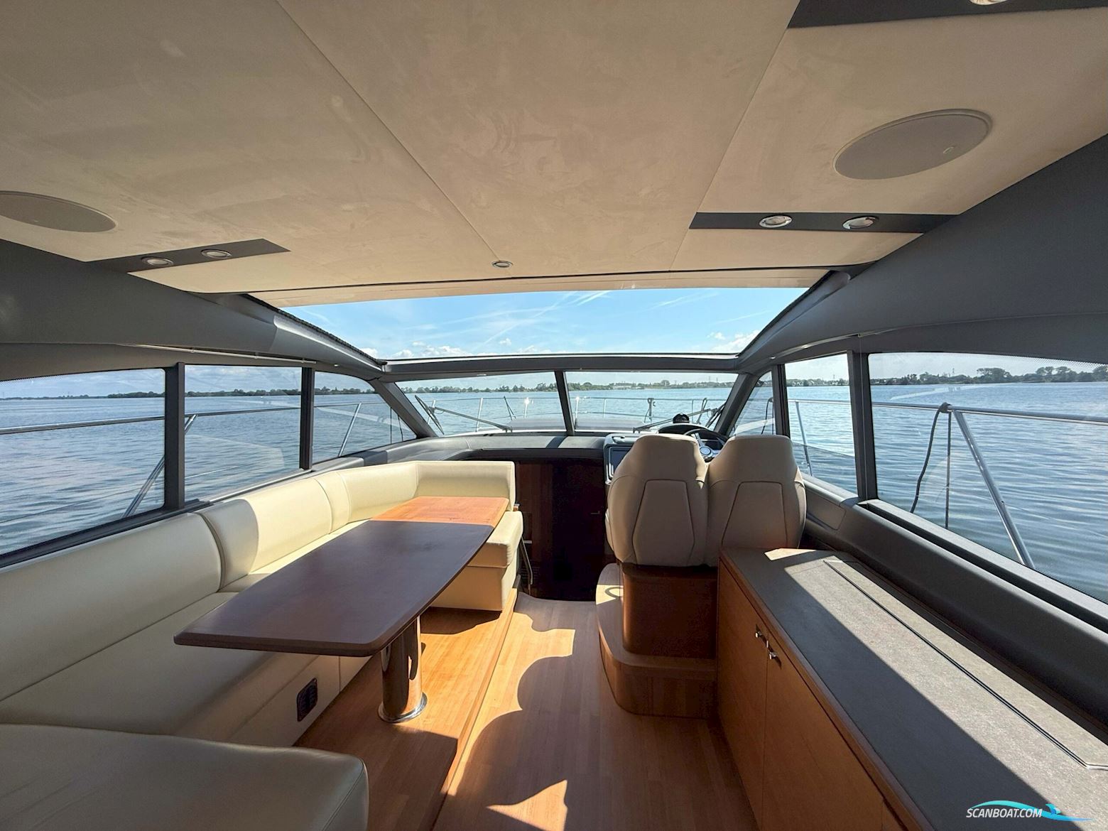 Princess V48