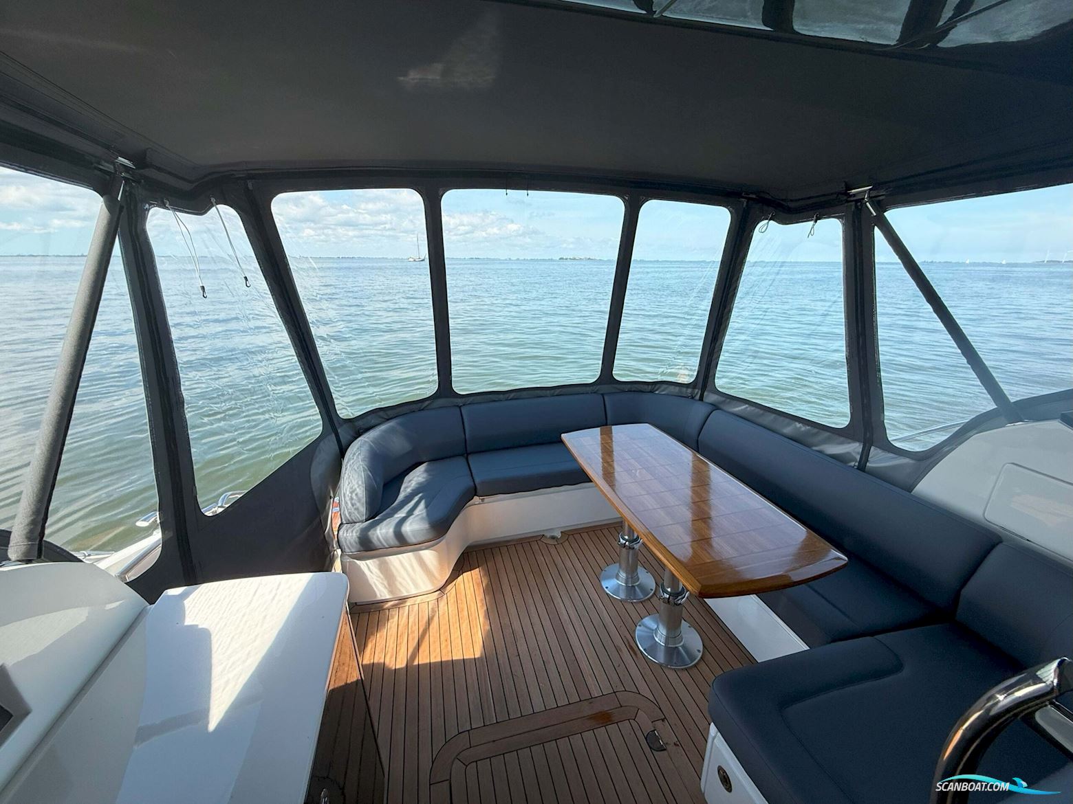 Princess V48