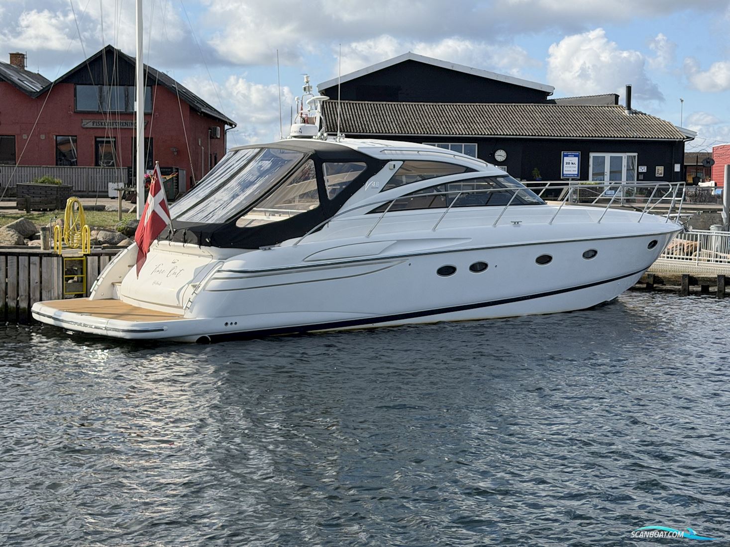 Princess V48 Motorboat 2005, with Volvo Penta D9-575 engine, Denmark