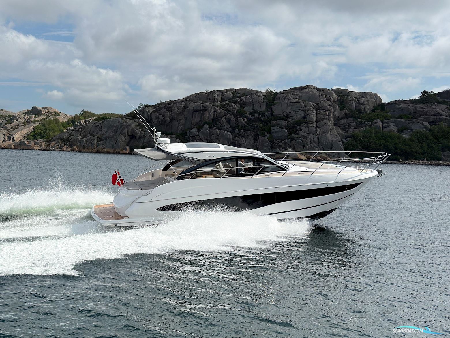 Princess V50 Open Motorboat 2024, Sweden