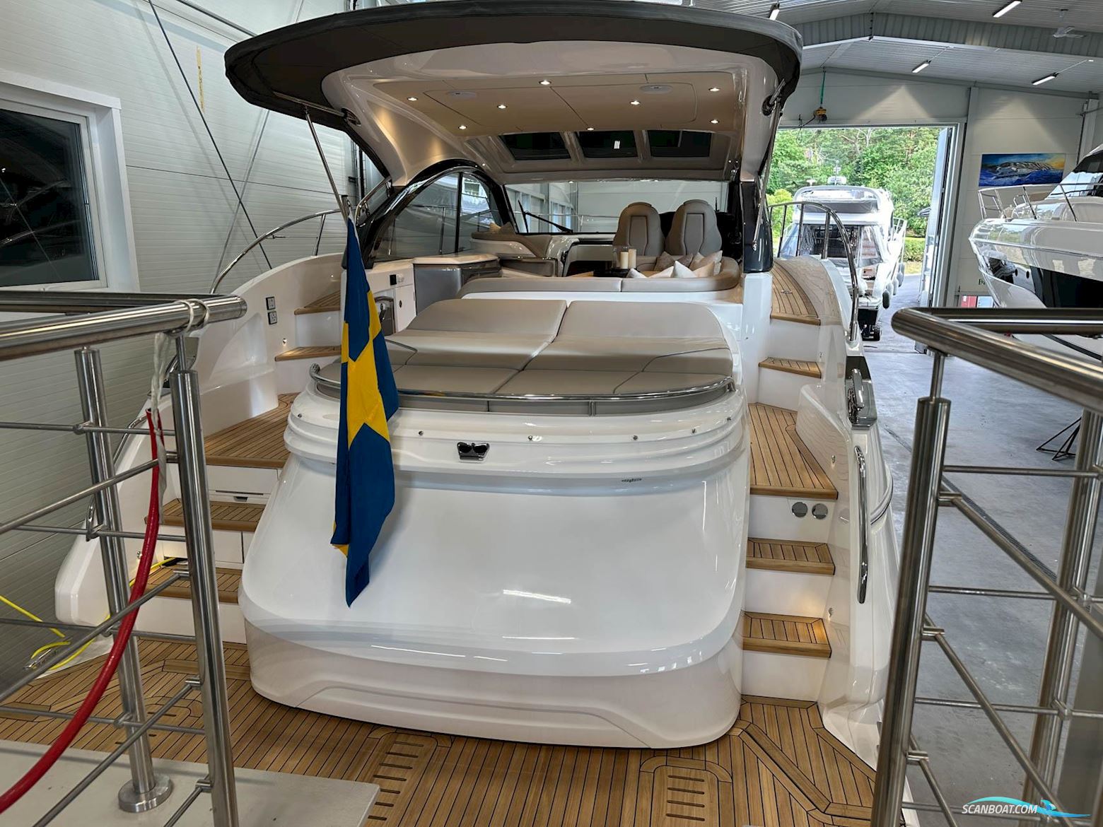 Princess V50 Open