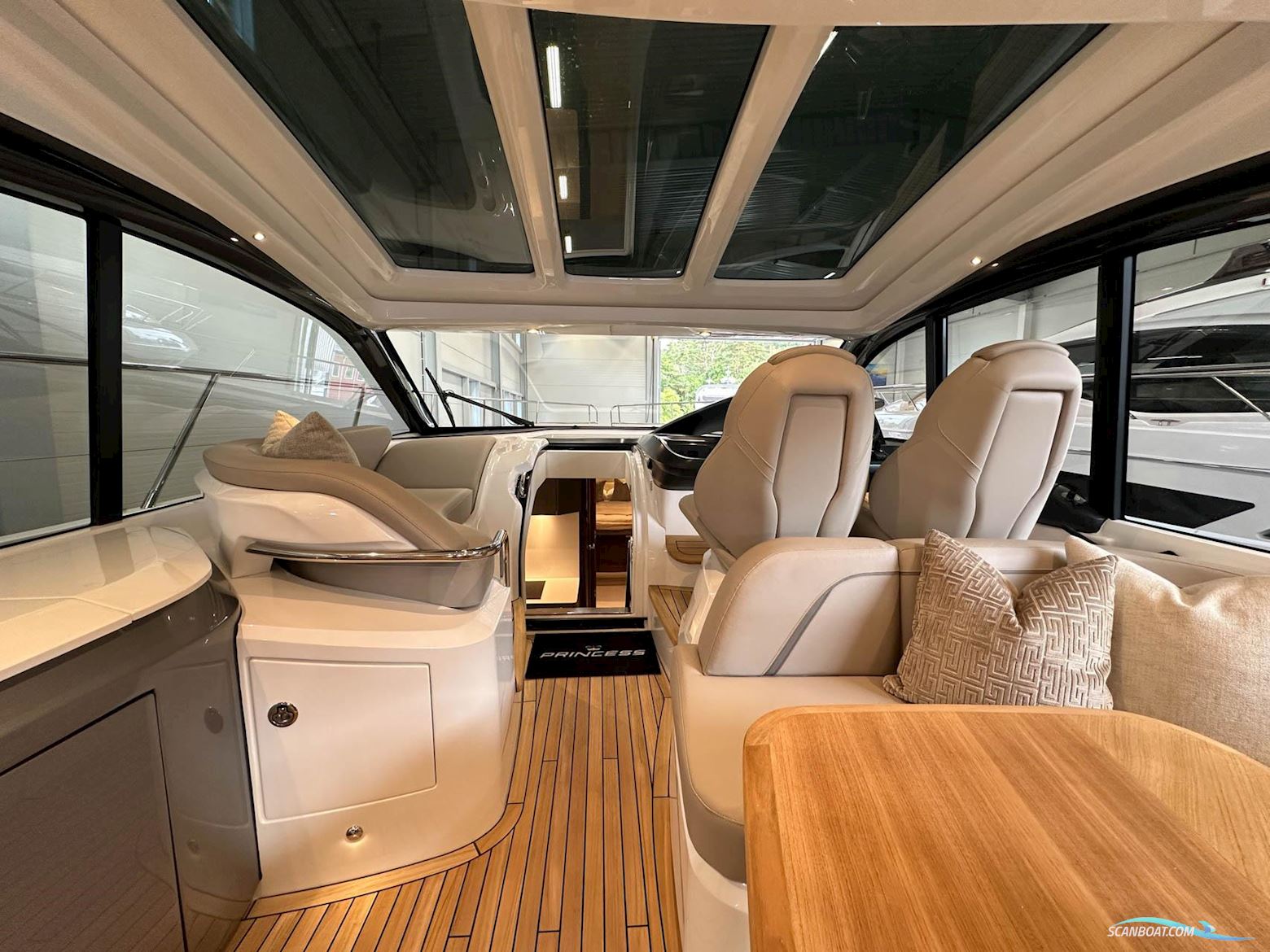 Princess V50 Open