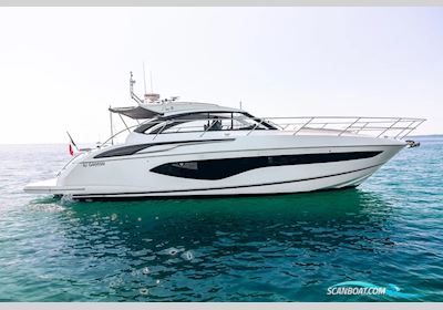 Princess V50 Motorboat 2018, with Volvo Penta Ips600 engine, France