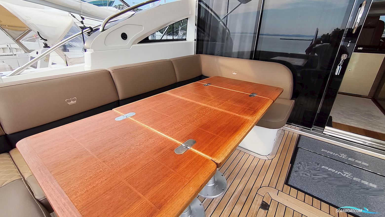 Princess V52