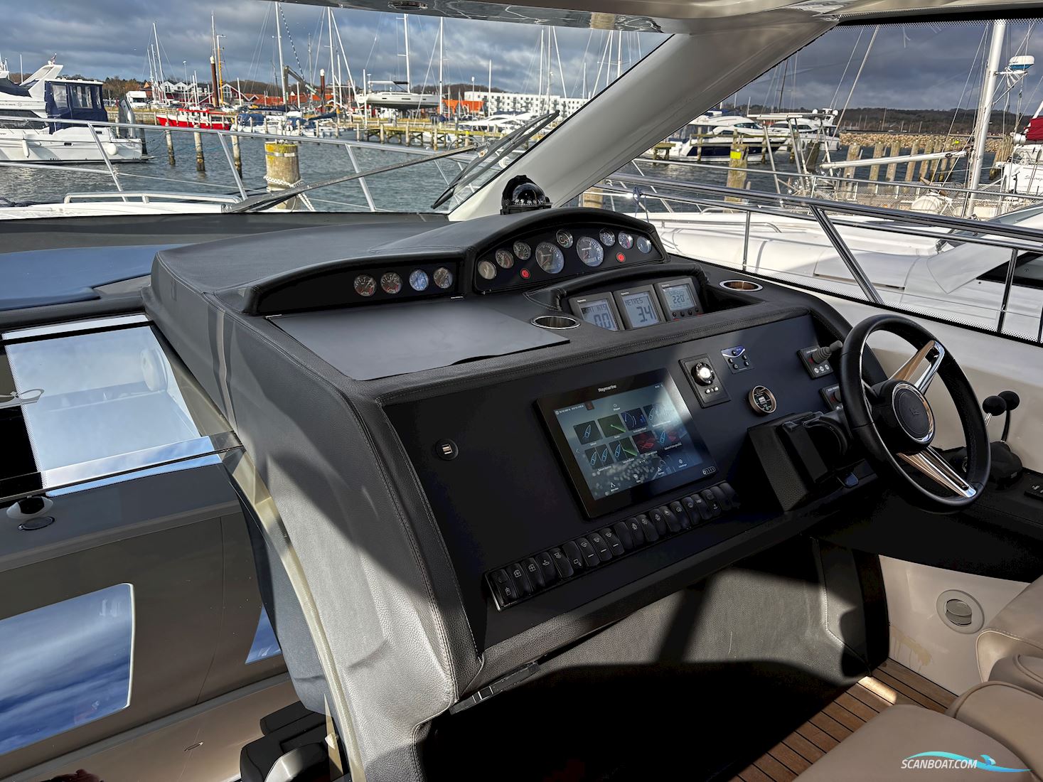 Princess V53. Evt bytte trawler/Flybridge båd