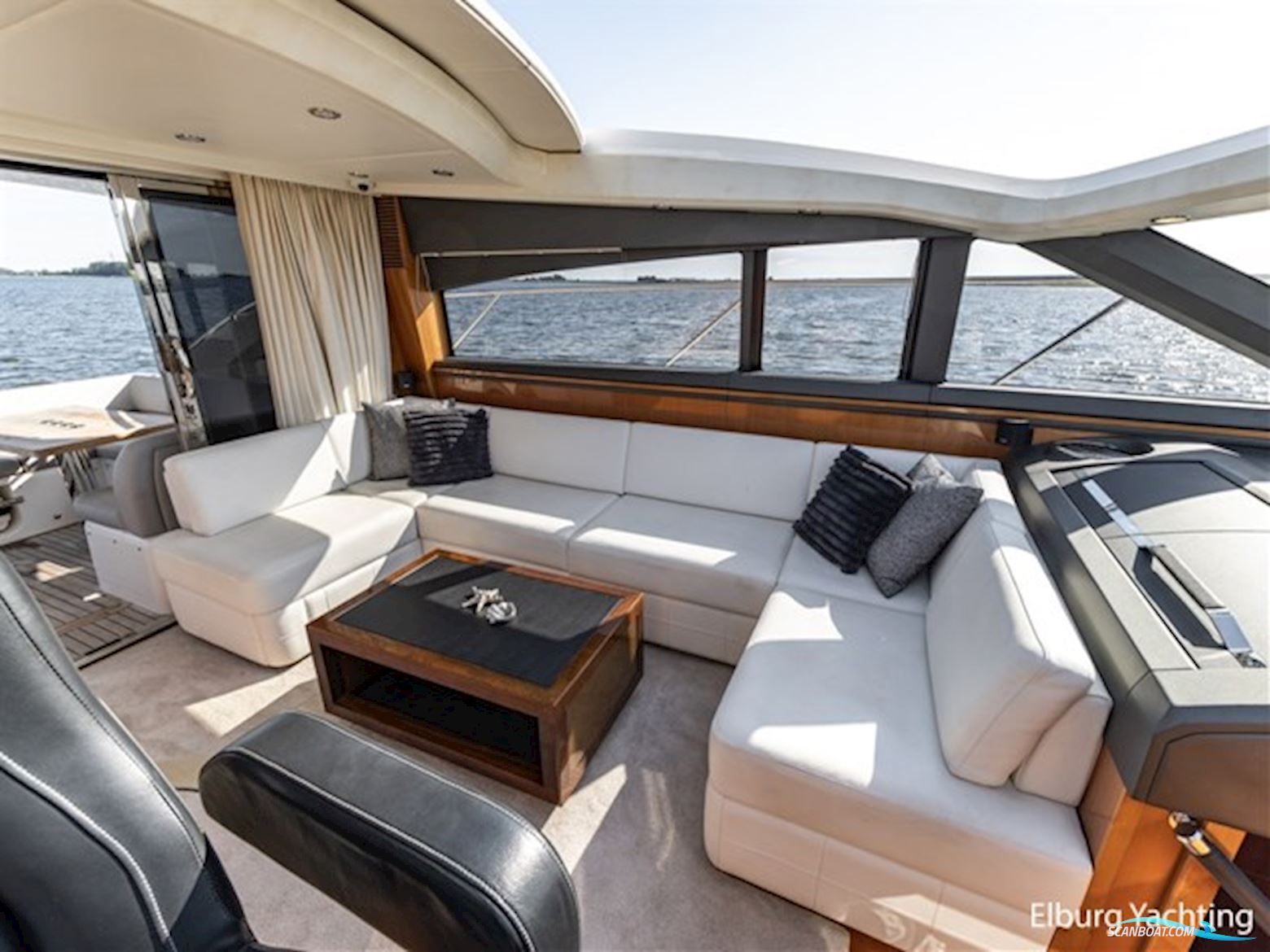 Princess V62