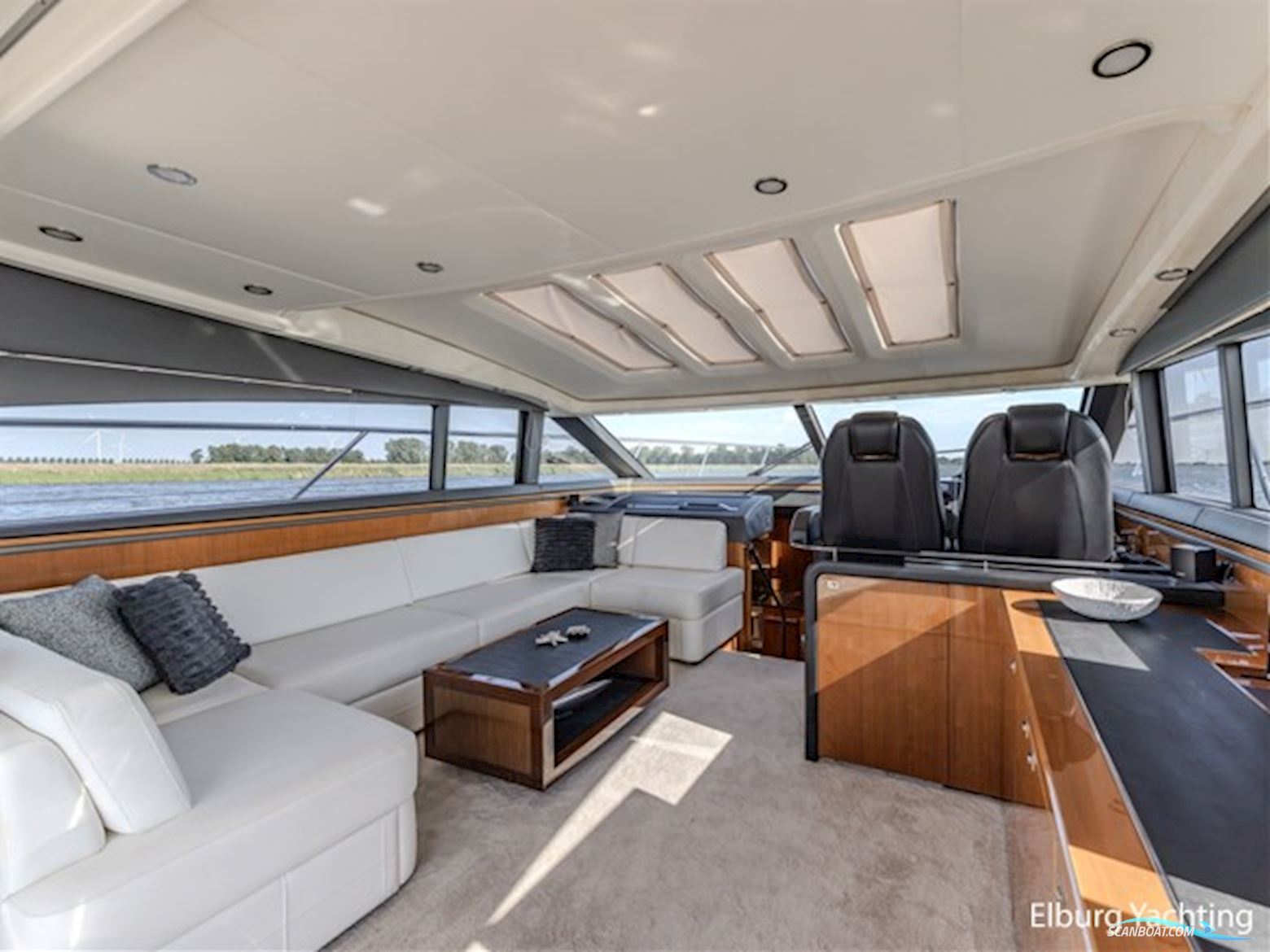 Princess V62