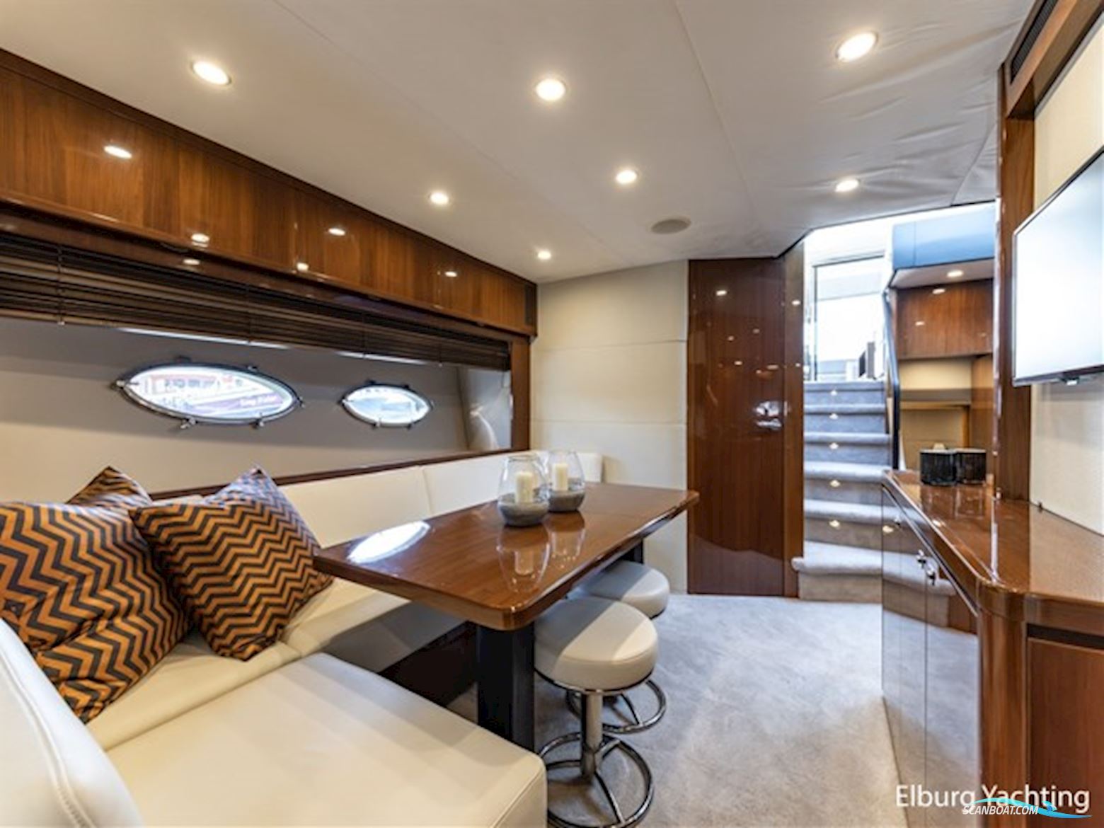 Princess V62