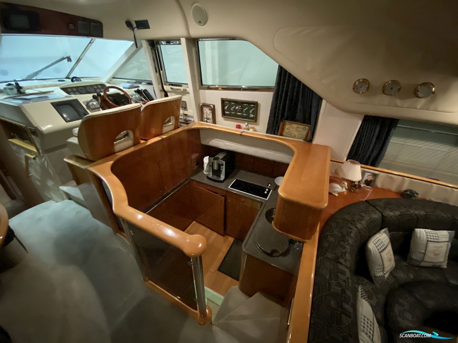Princess Yachts 60