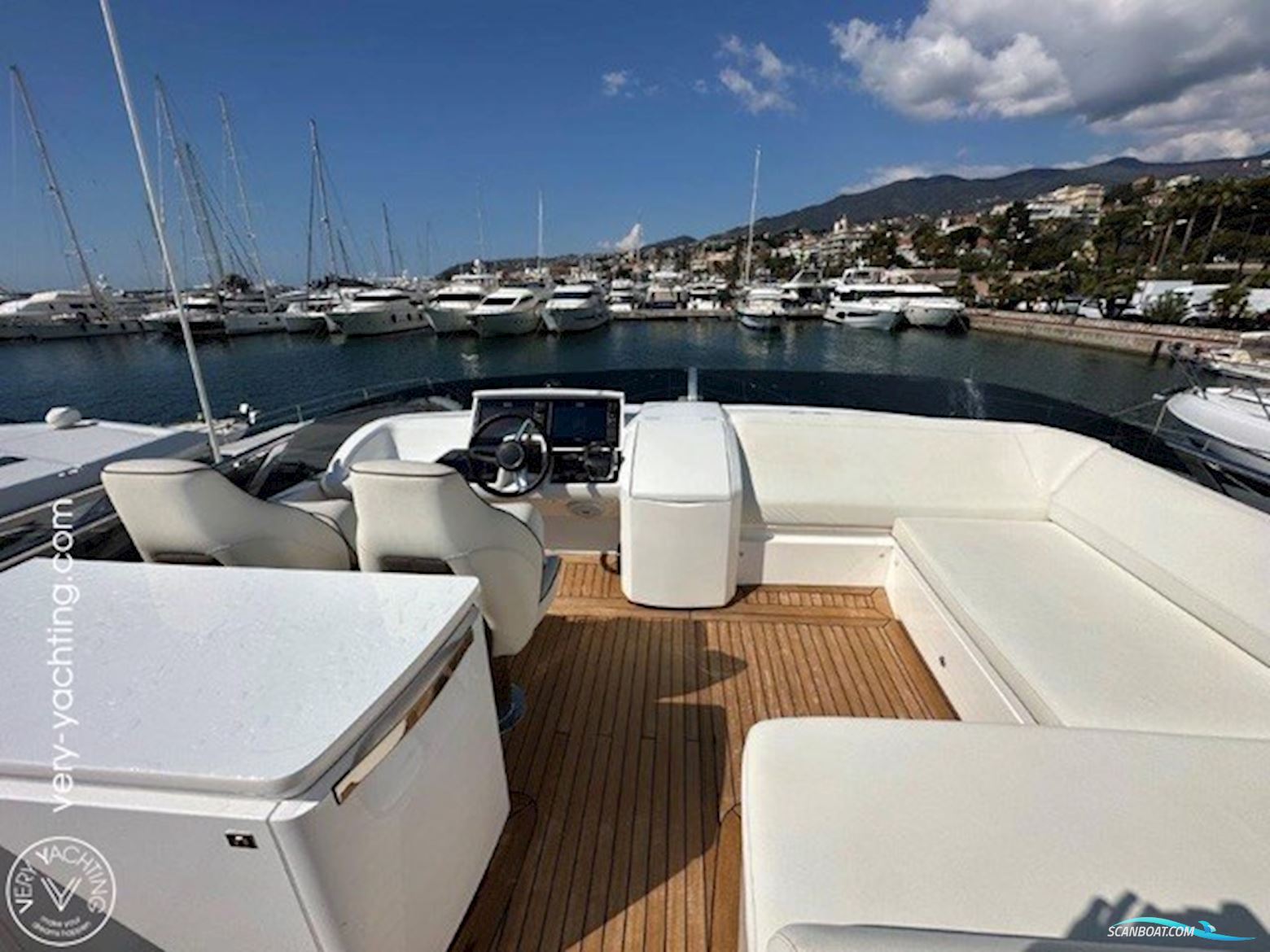 Princess Yachts 60
