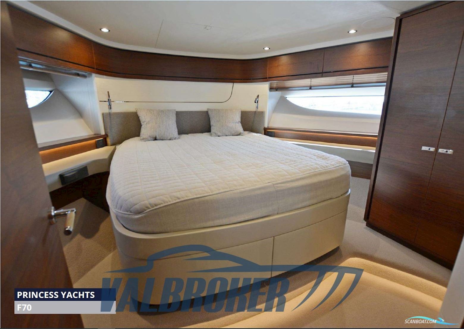 Princess Yachts F70
