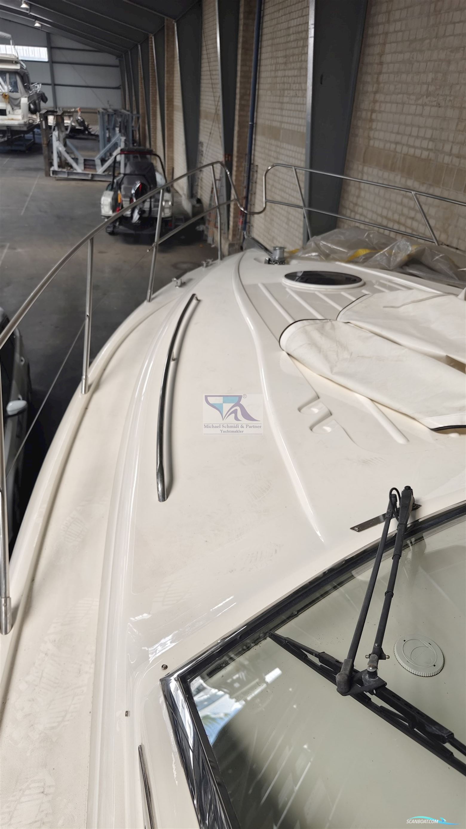 Princess Yachts Princess 420 Fly