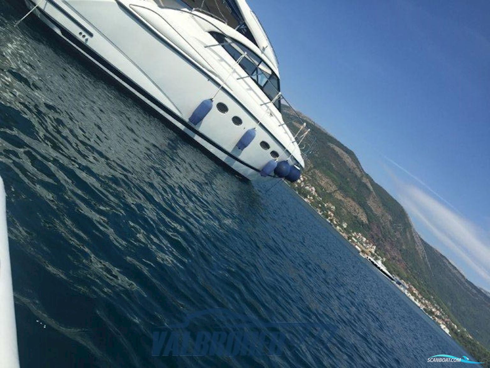 Princess Yachts V 45