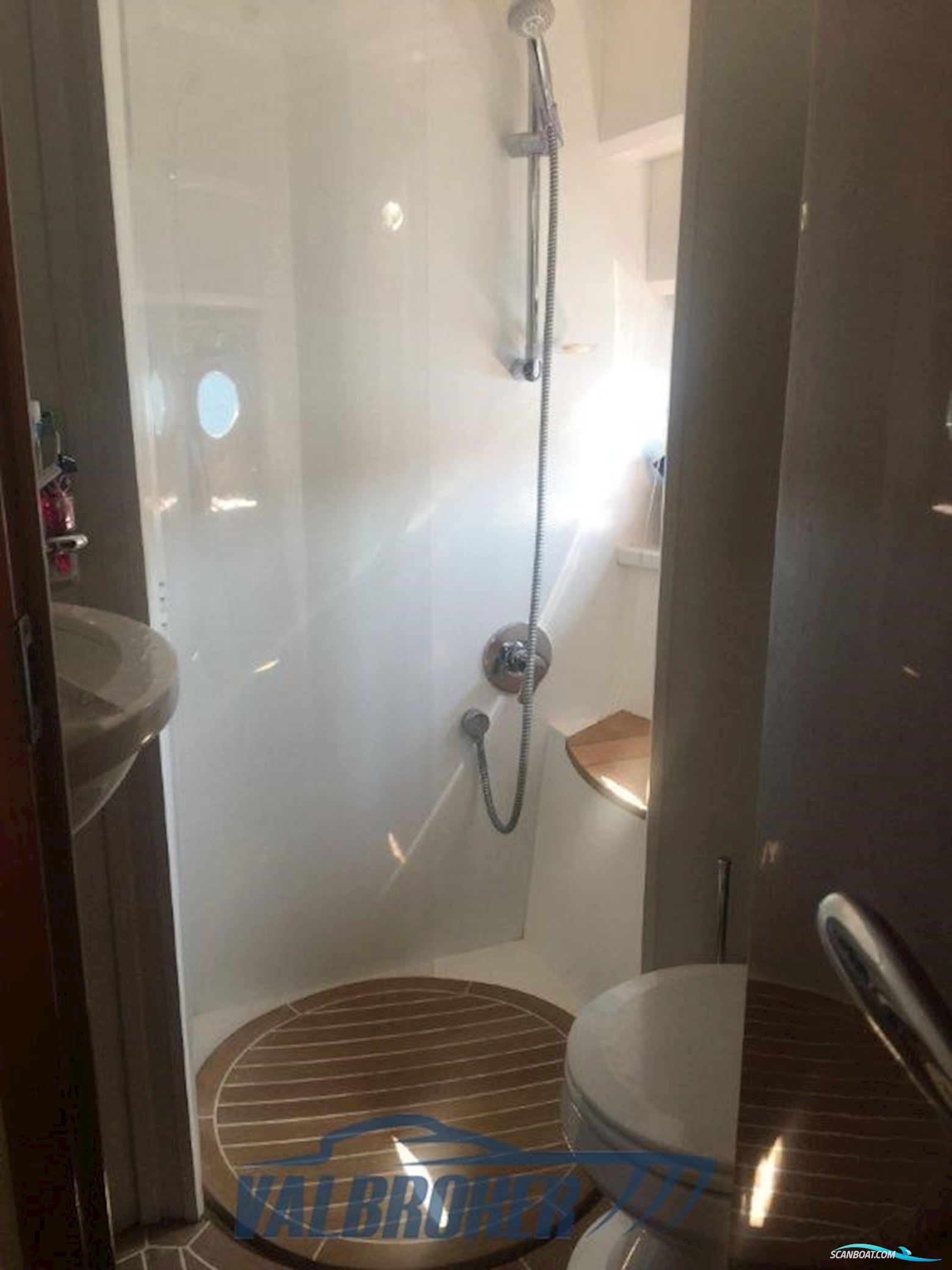 Princess Yachts V 45