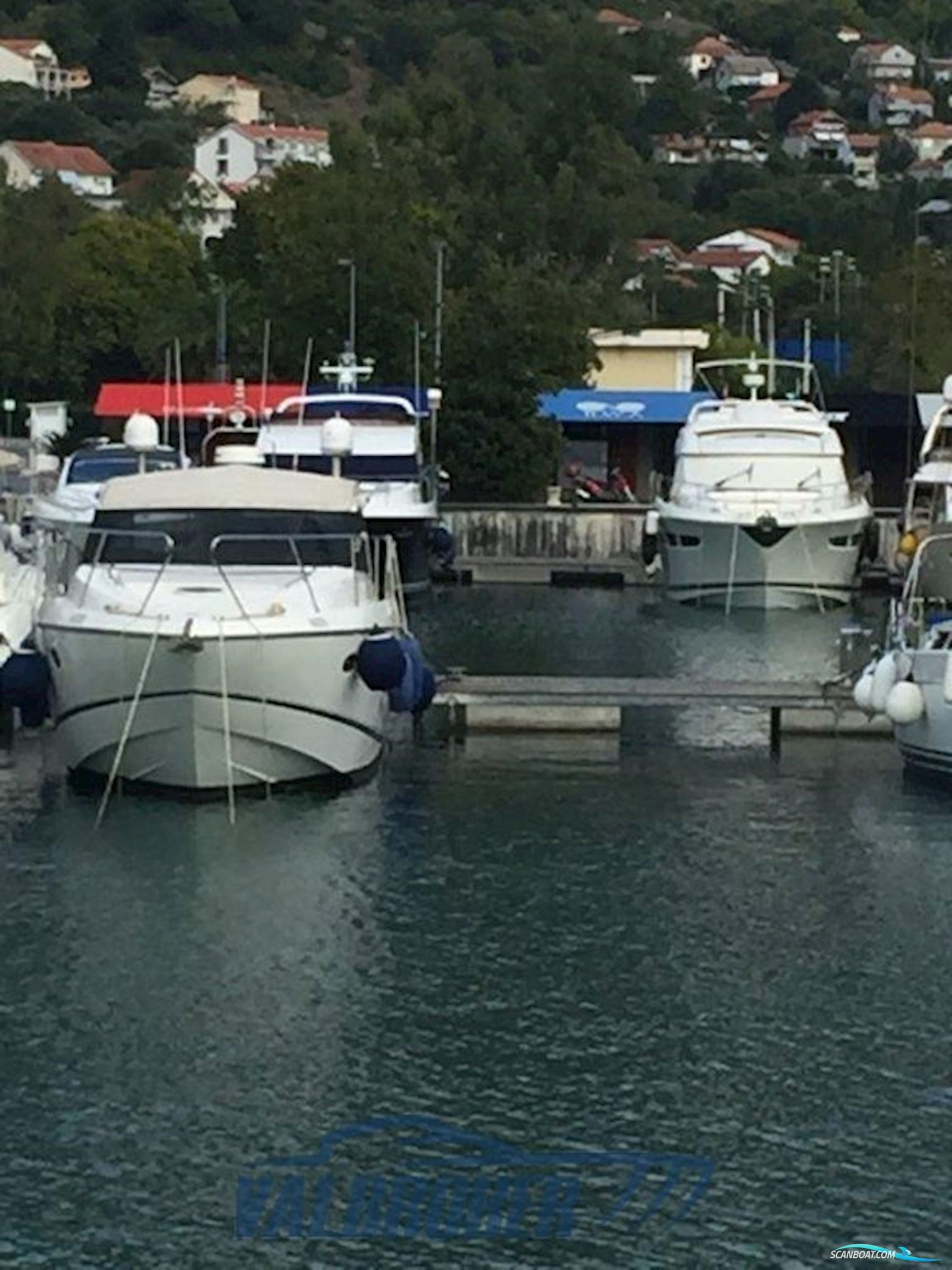 Princess Yachts V 45