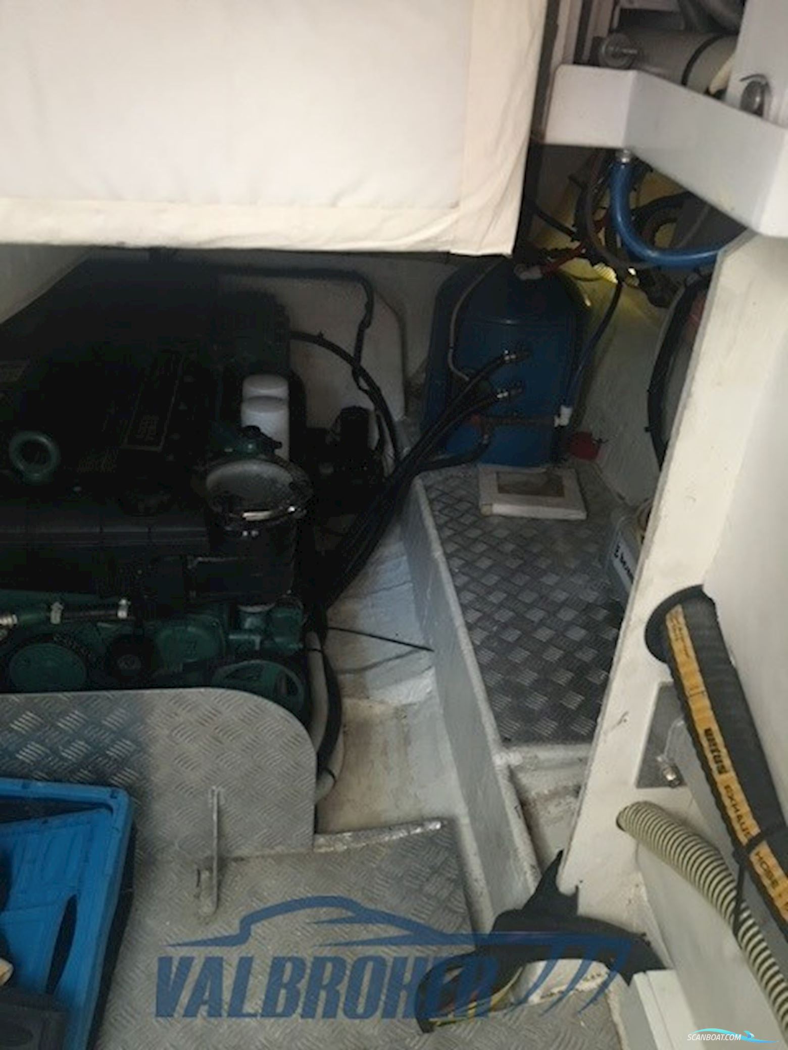 Princess Yachts V 45