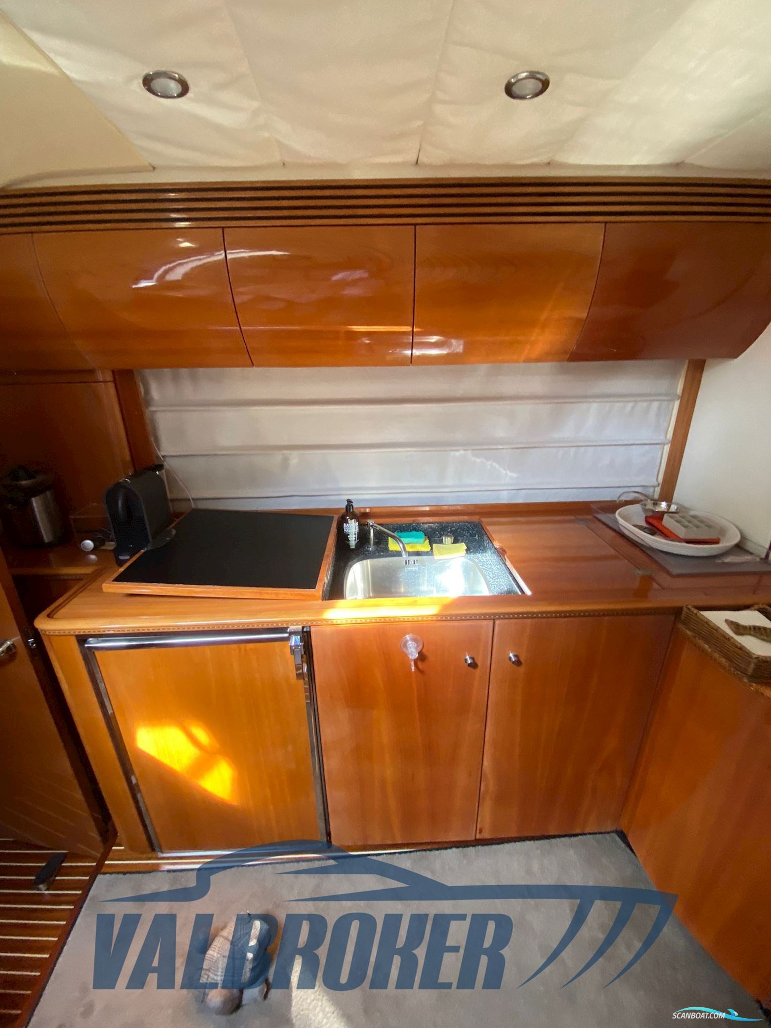 Princess Yachts V50