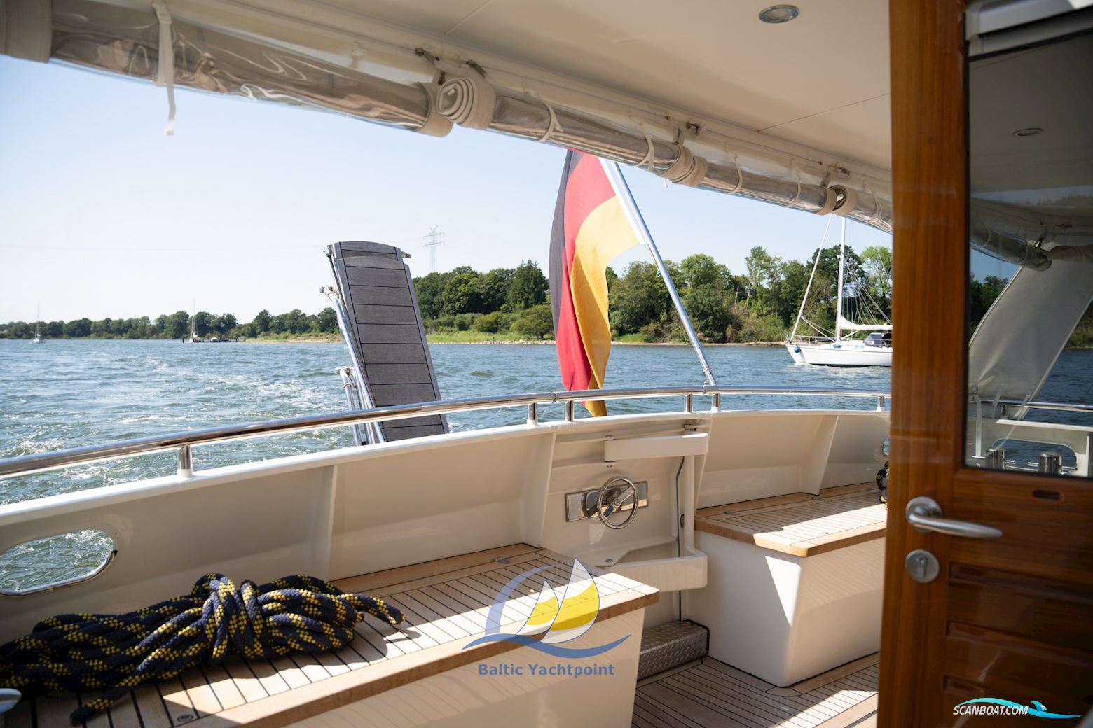 Privateer Trawler 50